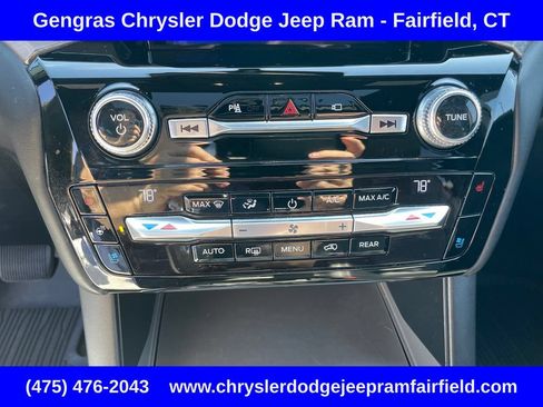 Used 2021 Ford Explorer Platinum w/ Equipment Group 601A AWD/4WD image 49