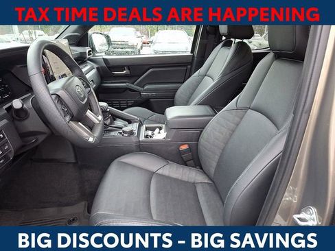Used 2025 Toyota Tacoma TRD Sport w/ TRD Sport Premium Package image 12