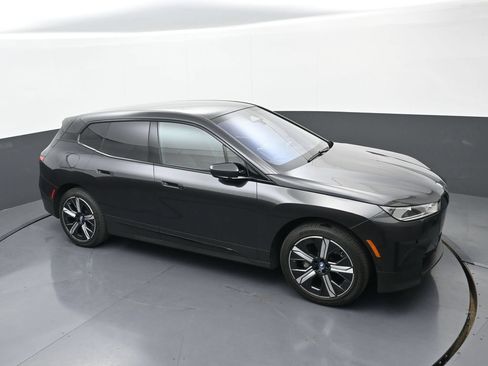 Used 2024 BMW iX xDrive50 w/ Convenience Package AWD/4WD image 29