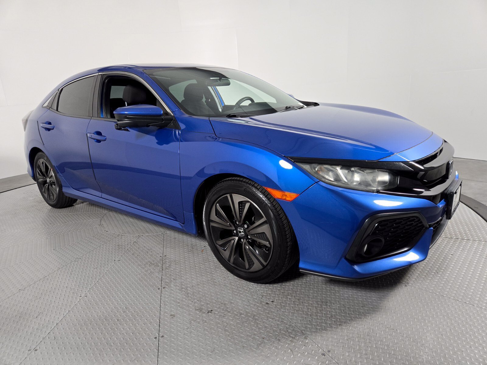 Used 2018 Honda Civic EX image 3