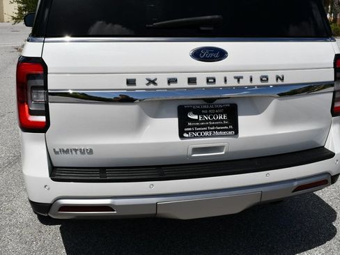 Used 2022 Ford Expedition Limited AWD/4WD image 10