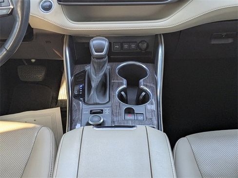 Used 2020 Toyota Highlander Limited image 19