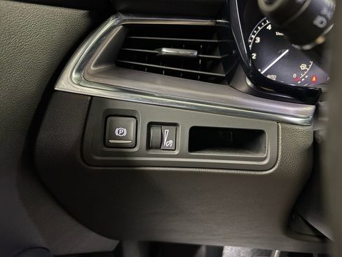 Used 2021 Cadillac XT5 Luxury FWD image 18