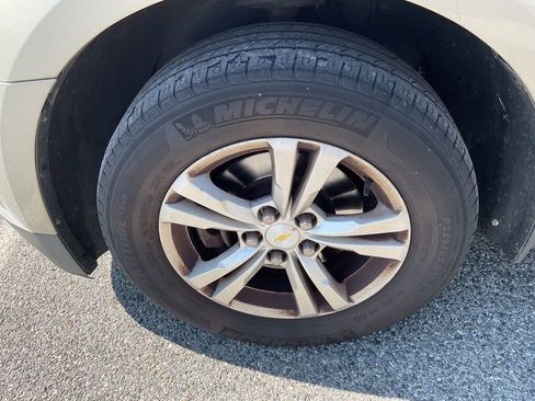 Used 2015 Chevrolet Equinox LT w/ Driver Convenience Package image 5