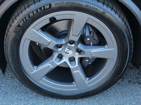 New 2026 Porsche Macan 4 Electric image 15