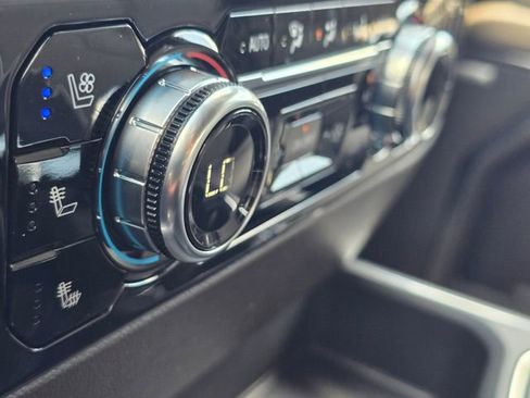 Used 2024 GMC Sierra 1500 SLT w/ SLT Premium Plus Package AWD/4WD image 37