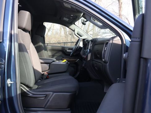 Used 2022 Chevrolet Silverado 1500 RST w/ Safety Package image 40