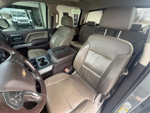 Used 2017 Chevrolet Silverado 1500 LTZ Z71 w/ LTZ Plus Package image 5