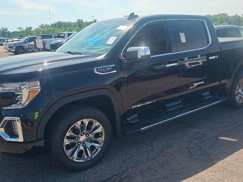 Used 2020 GMC Sierra 1500 Denali w/ Technology Package AWD/4WD image 1
