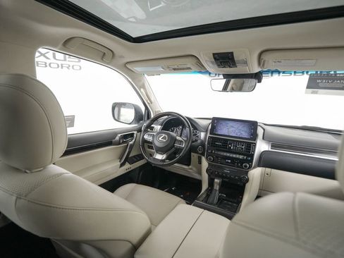 Certified 2023 Lexus GX 460 Luxury w/ Accessory Package AWD/4WD image 16