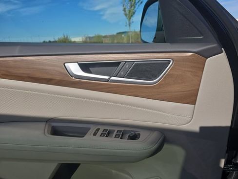 New 2026 Volkswagen Atlas SE image 11