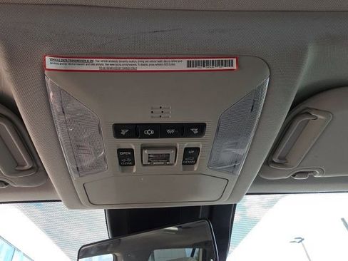 Used 2019 Toyota RAV4 Limited w/ Cold Weather Package AWD/4WD image 21