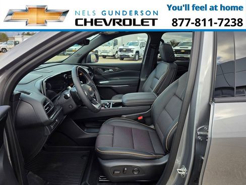 New 2026 Chevrolet Traverse High Country w/ LPO, Floor Liner Package AWD/4WD image 19