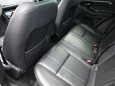 Used 2020 Land Rover Range Rover Evoque SE AWD/4WD image 16