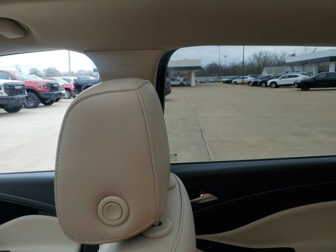 Used 2017 Buick Envision Premium AWD/4WD image 12