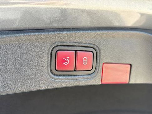 Used 2022 Mercedes-Benz C 43 AMG 4MATIC Coupe image 9
