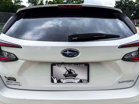 Used 2024 Subaru Impreza 2.0i AWD/4WD image 36