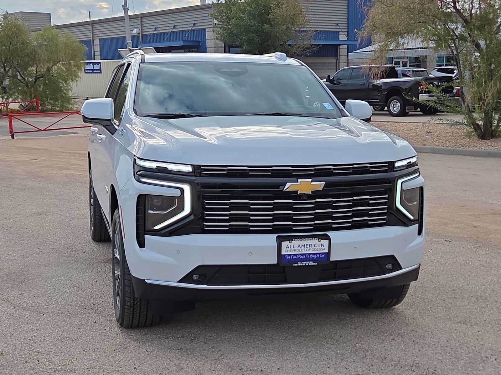 New 2027 Chevrolet Tahoe High Country AWD/4WD image 3
