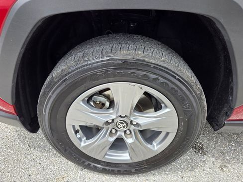 Used 2024 Toyota RAV4 XLE w/ Convenience Package image 19