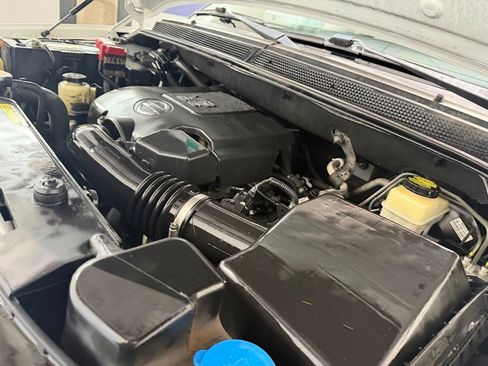 Used 2015 Nissan Armada SL RWD image 10