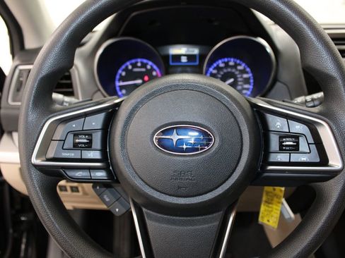 Used 2019 Subaru Outback 2.5i AWD/4WD image 14