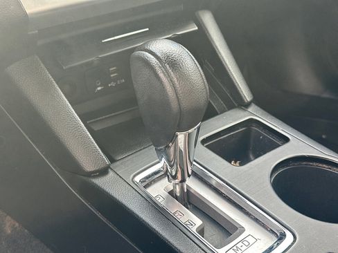 Used 2019 Subaru Outback 2.5i image 8