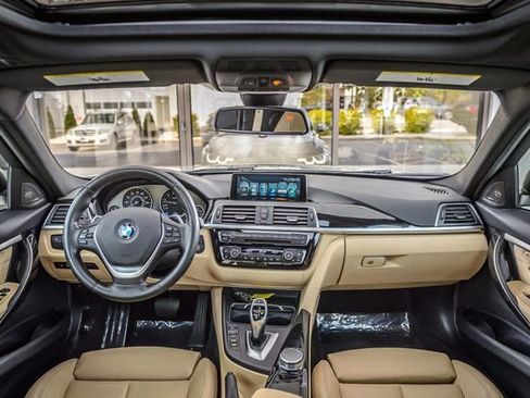 Used 2017 BMW 340i xDrive Sedan image 3