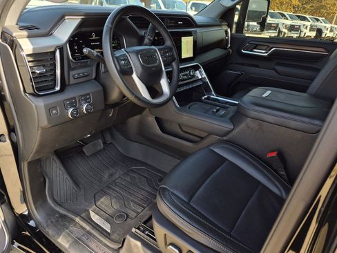 Used 2024 GMC Sierra 2500 Denali w/ Denali Reserve Package image 11