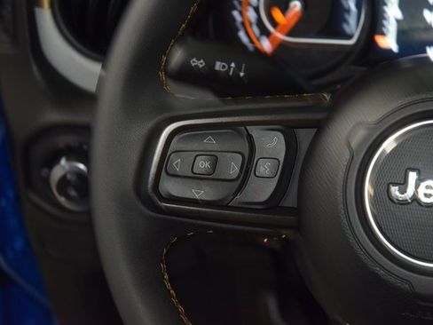 Used 2024 Jeep Gladiator Sport image 36