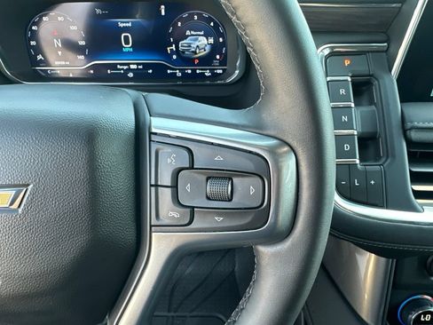 Used 2024 Chevrolet Tahoe LT w/ LT Signature Package AWD/4WD image 8