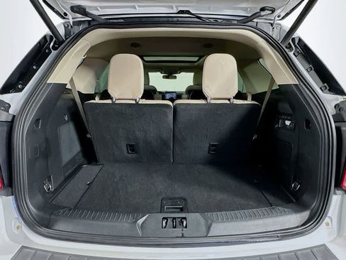 Certified 2020 Ford Explorer Limited w/ Class III Trailer Tow Package image 21