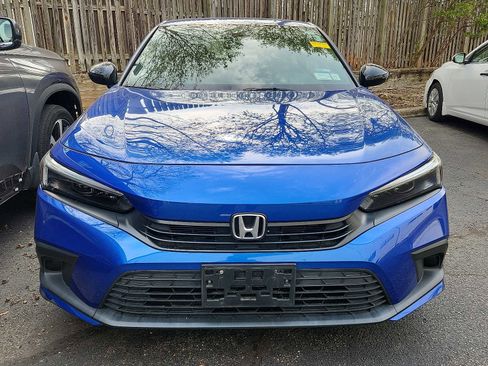 Used 2023 Honda Civic Sport image 2