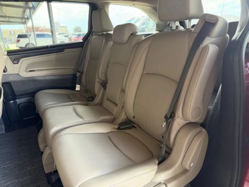 Used 2024 Honda Odyssey Touring image 15