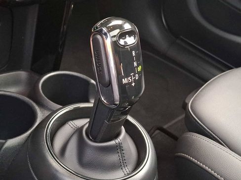 Certified 2024 MINI Cooper S image 13