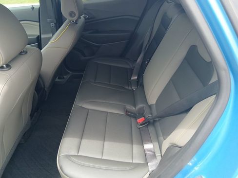 Used 2025 Chevrolet Trax ACTIV w/ Driver Confidence Package FWD image 25
