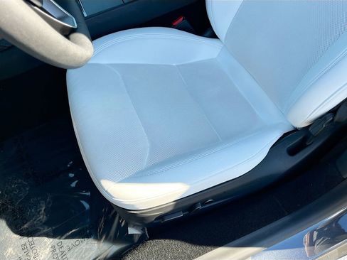 Used 2025 Tesla Model 3 Long Range image 18