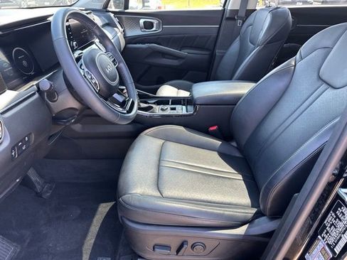 Used 2023 Kia Sorento SX AWD/4WD image 28