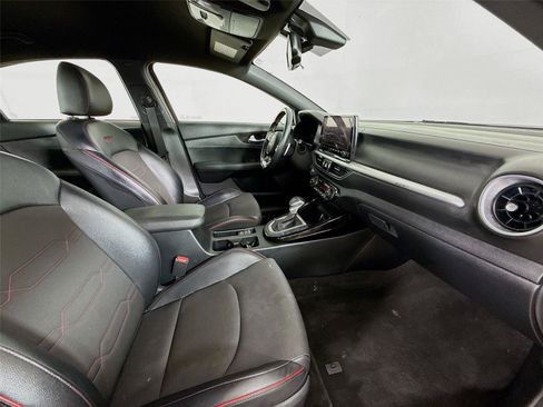 Used 2024 Kia Forte GT FWD image 3
