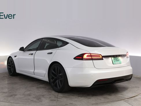 Used 2023 Tesla Model S Standard Range AWD/4WD image 17