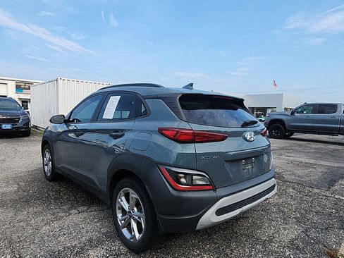Used 2022 Hyundai Kona SEL AWD/4WD image 3