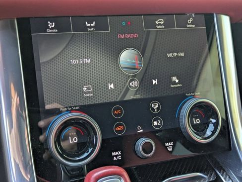 Used 2022 Land Rover Range Rover Sport SVR AWD/4WD image 21