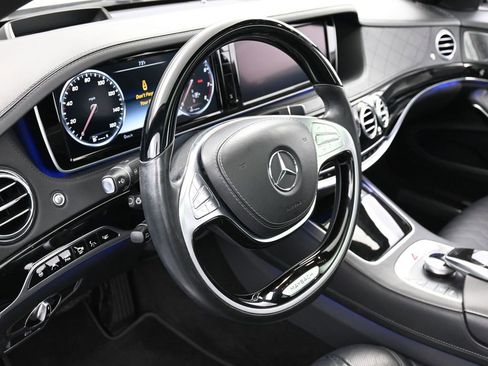 Used 2017 Mercedes-Benz Maybach S 600 image 19