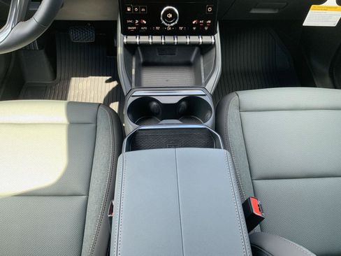 New 2026 GMC Terrain AT4 w/ LPO, Floor Liner Package AWD/4WD image 44