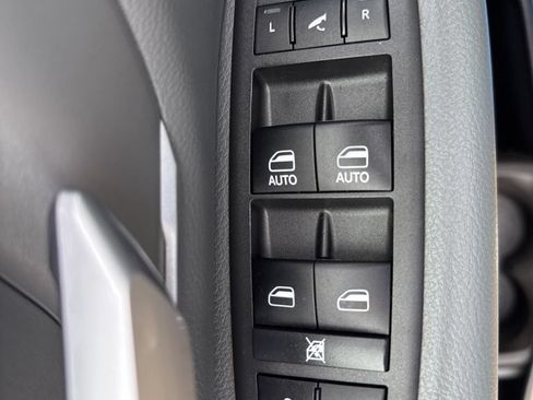 Used 2021 RAM 1500 Big Horn AWD/4WD image 22