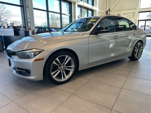 Used 2012 BMW 328i 328i image 1
