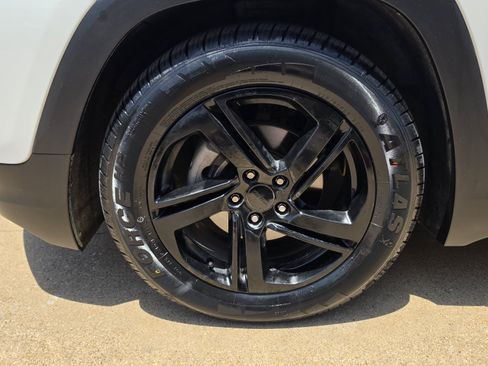 Used 2020 GMC Terrain SLT FWD image 14