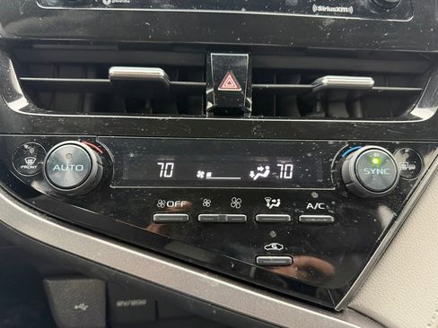 Used 2023 Toyota Camry LE image 24