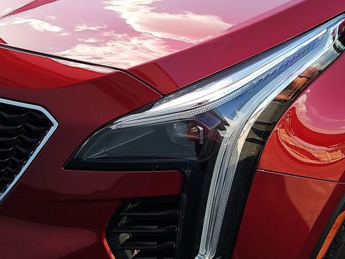 Certified 2023 Cadillac XT4 Sport FWD image 11
