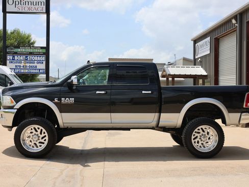 Used 2016 RAM 2500 Laramie w/ Convenience Group AWD/4WD image 7