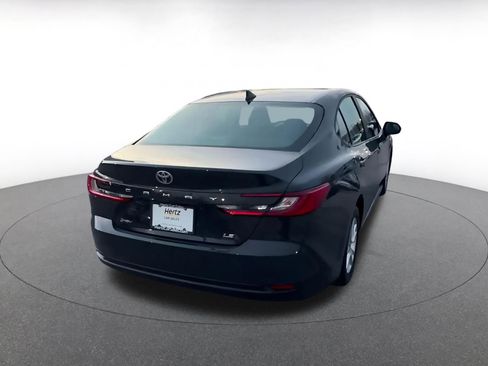 Used 2025 Toyota Camry LE image 14